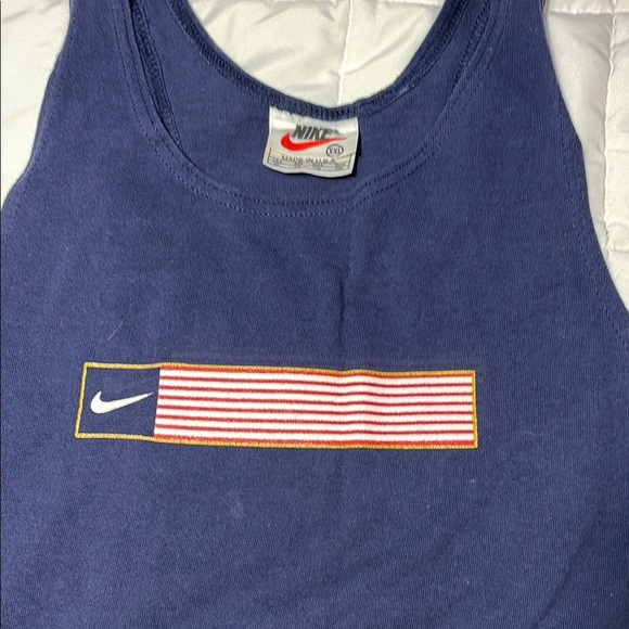 Nike Vintage Navy Blue Tank Top with Flag Logo - Picture 9 of 13